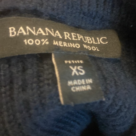 Banana Republic 100% Merino Wool Ribbed Crewneck Sweater Sz XS Navy - Picture 4 of 6